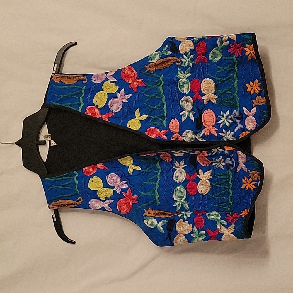 VINTAGE EMBROIDERED VEST